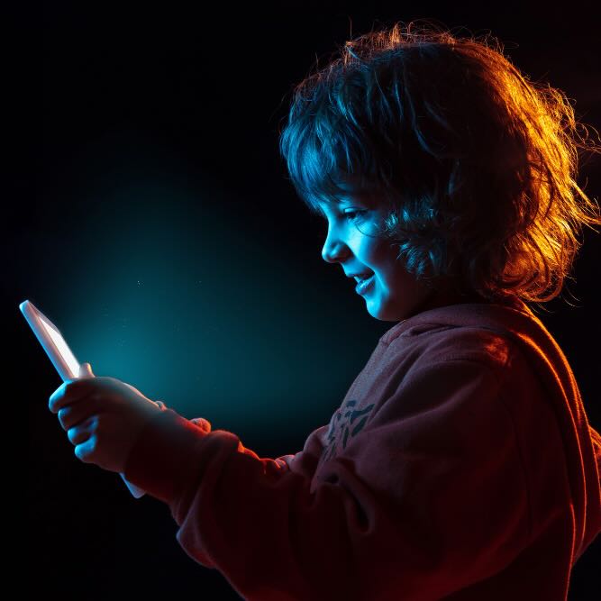 Appello Smartphone e Social:  a ogni tecnologia il giusto tempo